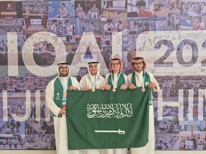 المنتخب السعودي يحصد 4 ميداليات في أولمبياد الذكاء الاصطناعي.. هل تعرف من هما بطلتا البرونز علي الخباز وعلي السلمان؟