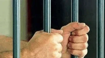 تنويه عاجل.. حبس عامل 4 أيام بتهمة تصوير السيدات داخل حمام كافيه بالنزهة