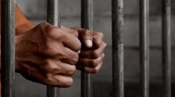 تنفيذ حكم السجن المؤبد اليوم لمتهم بإثبات القوة وحيازة سلاح ناري في سوهاج بشكل رسمي